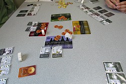 画像集#073のサムネイル/アナログゲームの祭典「ゲームマーケット2014春」。ボードゲーム界の“今”が垣間見える会場の模様を,写真と共にお届け