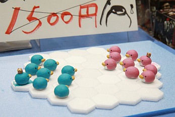 画像集#083のサムネイル/アナログゲームの祭典「ゲームマーケット2014春」。ボードゲーム界の“今”が垣間見える会場の模様を,写真と共にお届け