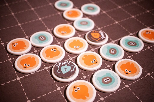 画像ギャラリー No.006のサムネイル画像 / リバーシ風ボードゲーム「ポコン」が本日発売