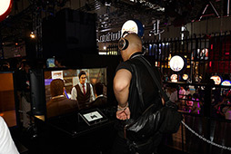 ꡼ No.002 | TGS 2012ϡܵɤǺ줿¿¿ͤʡͷӡɤ˿줤ζǡ5 ̴𤨤ԡץץ쥤ݡ 