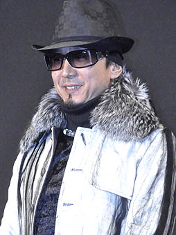 画像ギャラリー No.003のサムネイル画像 / 「龍が如く5 夢、叶えし者」の完成披露記者会見をレポート。哀川 翔さん,大東駿介さん,徳重 聡さん,奥田瑛二さん,黒田崇矢さんら豪華出演陣が登場