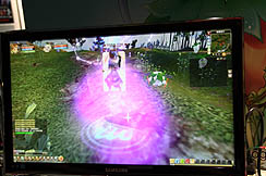 ���������꡼ No.004�Υ���ͥ������ / ��TGS 2011�Ͽ����饤��RPG����Ƴ�ر������ڥ�󥵡פΥץ쥤���֥��Ÿ�ǡ��Хȥ�Υ���Ȥʤ�֥���ޥ�����פ��θ�����