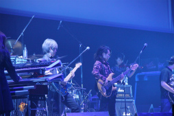 ���������꡼ No.010�Υ���ͥ������ / ���������ӽФ�̯������Ǯ�������ͤ�5000�ͤΡȥ������ե���ɤ����뤷����Ω25��ǯ��ǰ���٥�ȡ�ARC SYSTEM WORKS FESTIVAL�פ��ݡ���