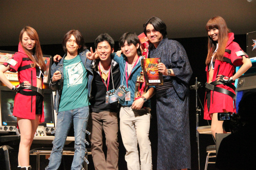 ���������꡼ No.026�Υ���ͥ������ / ���������ӽФ�̯������Ǯ�������ͤ�5000�ͤΡȥ������ե���ɤ����뤷����Ω25��ǯ��ǰ���٥�ȡ�ARC SYSTEM WORKS FESTIVAL�פ��ݡ���