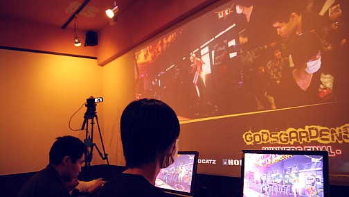 画像ギャラリー No.020のサムネイル画像 / 全国の「P4U」プレイヤーが結集して繰り広げられた珠玉の名勝負。熱気溢れる会場の模様をお届けする「GODSGARDEN#9」フォトレポート