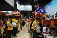 ꡼ No.005Υͥ / ᥶ʿ椵4GamerʤΥܤTGS 2012ưǥݡȡϤˡ֥󥹥ϥ󥿡4θǤܥץǥ塼Ȱ˥ץ쥤