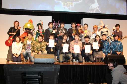 画像集#026のサムネイル/「モンスターハンターフェスタ’13」の決勝大会が開催。「モンスターハンター4」の狩王が決定,「4G」も発表された会場の模様をレポート