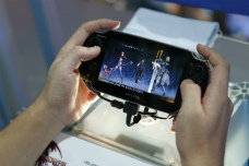 ꡼ No.022 | TGS 2011ϥܥ륨󥫥ȤѻߤˤäƥΥƥݤϵ޾徺ꥢι⤤RPGؤƤLORD of APOCALYPSE