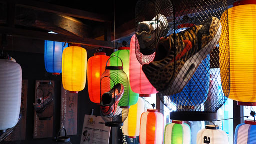 画像ギャラリー No.017のサムネイル画像 / 高知コラボゲームやコンボイ刀などが目白押し。平成の海援隊「高知元気カフェ」プレスセレモニーの模様をお届け