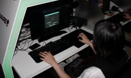 ���������꡼ No.008�Υ���ͥ������ / ������FPS�ץ쥤�䡼30̾����Ʋ�˲񤷡֥���ɥ�����ѥˡ��פ�ץ쥤������θ���Υ��٥�ȥ�ݡ��Ȥ�Ǻ�