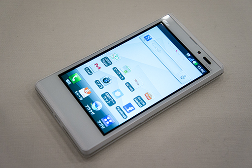 ���������꡼ No.027�Υ���ͥ������ / KDDI��WiMAX��¢�Ρ�Galaxy S II�פ������7.1mm�Ρ�MOTOROLA RAZR�פʤɽե�ǥ�ο������ޡ��ȥե����ȯɽ