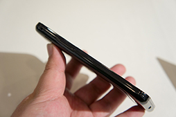 ���������꡼ No.031�Υ���ͥ������ / KDDI��WiMAX��¢�Ρ�Galaxy S II�פ������7.1mm�Ρ�MOTOROLA RAZR�פʤɽե�ǥ�ο������ޡ��ȥե����ȯɽ