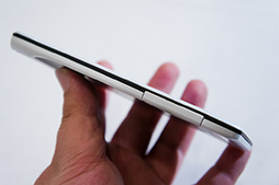 ���������꡼ No.036�Υ���ͥ������ / KDDI��WiMAX��¢�Ρ�Galaxy S II�פ������7.1mm�Ρ�MOTOROLA RAZR�פʤɽե�ǥ�ο������ޡ��ȥե����ȯɽ