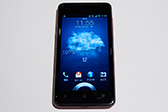画像ギャラリー No.007のサムネイル画像 / HTC,WiMAXやおサイフ,ワンセグ対応のAndroid 4.0スマートフォン「HTC J」を発表。auから発売へ