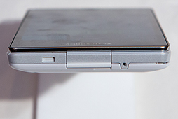 画像ギャラリー No.028のサムネイル画像 / KDDI,2012年夏モデルとなるAndroid 4.0スマートフォン5モデルを発表