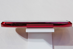 画像ギャラリー No.032のサムネイル画像 / KDDI,2012年夏モデルとなるAndroid 4.0スマートフォン5モデルを発表