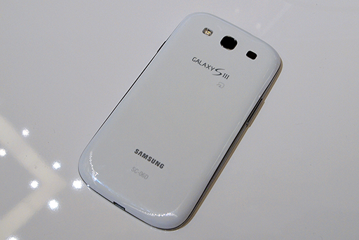 ���������꡼ No.043�Υ���ͥ������ / NTT�ɥ��⡤��Xperia GX��SX�פ��GALAXY S III�ס��֥��祸��δ�̯�������ץ���ܥ�ǥ�ʤɲƥ�ǥ륹�ޡ��ȥե���16�����ȯɽ