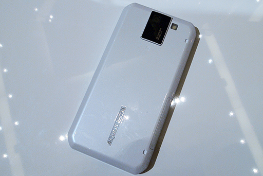 ���������꡼ No.065�Υ���ͥ������ / NTT�ɥ��⡤��Xperia GX��SX�פ��GALAXY S III�ס��֥��祸��δ�̯�������ץ���ܥ�ǥ�ʤɲƥ�ǥ륹�ޡ��ȥե���16�����ȯɽ