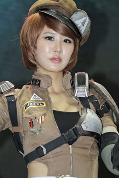 ���������꡼ No.003�Υ���ͥ������ / ��G-Star 2011�ϥ���饤��TPS��DIZZEL�פ�ľ����ץ쥤�ࡼ�ӡ���Ǻܡ����ԡ��ǥ����ʥ�����Ÿ�����ֲ������Ƥ��ޤ�ʤ�