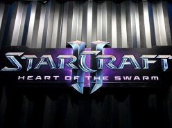 ���������꡼ No.003�Υ���ͥ������ / ��G-Star 2011�ϡ�StarCraft II: Heart of the Swarm�ץץ쥤��ݡ��ȡ��ץ���ࡼ�ӡ���Ǻܡ���Kerrigan�ɤ��ҡ�������˥åȤȤ����о�