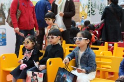 ꡼ No.005 | Ωλ륳ƥĲꡣڹLGPR٥ȡ3D World Festivalפǡä̤ΥƥӤ򸫳ؤƤ