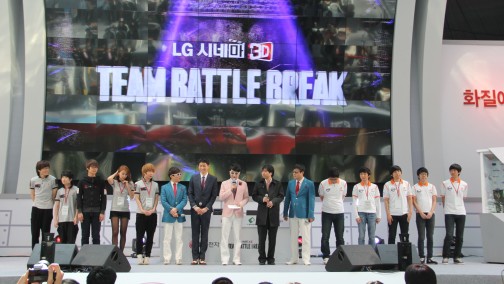 画像ギャラリー No.017のサムネイル画像 / 立体視コンテンツ花盛り。韓国LGのPRイベント「3D World Festival」で,ちょっと未来のテレビを見学してきた