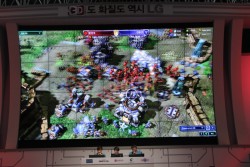 ꡼ No.019 | Ωλ륳ƥĲꡣڹLGPR٥ȡ3D World Festivalפǡä̤ΥƥӤ򸫳ؤƤ