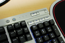 画像ギャラリー No.017のサムネイル画像 / Corsairのゲーマー向け周辺製品シリーズ「Vengeance」デビュー。マウスとキーボード,ヘッドセット計7製品が11月中旬発売