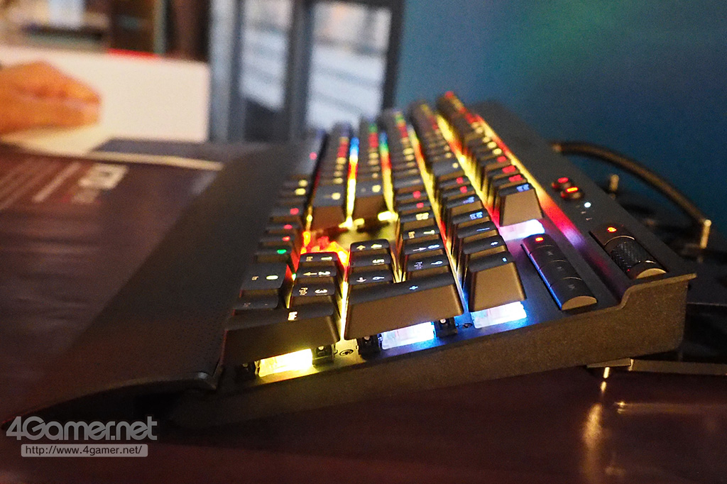 ꡼ No.005 | COMPUTEXϸ륭ܡɤϤޤǤѤCherry MX RGBܤCorsairǥ뤬ȯ
