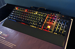 ꡼ No.013Υͥ / COMPUTEXϼ˸Cherry MXåܥܡɤϡʤCorsairо줹ΤCherryCorsairôԤʹ