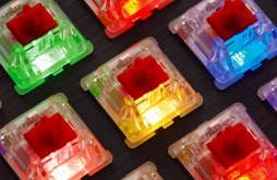 画像集#004のサムネイル/七色に光る「Cherry MX RGB」スイッチ搭載のCorsair製ゲーマー向けキーボード,ついに発売