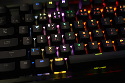 ꡼ No.041 | Cherry MX RGBܤCorsairޡܡɡK65 RGBפָŰŪ˥ޥǤפȤϡȤ!?