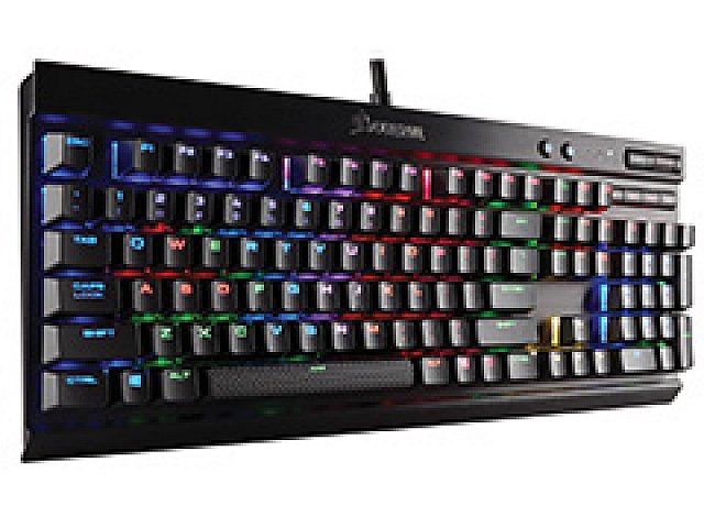 Corsair製キーボード「K70 LUX RGB」「K70 LUX」が国内発売。Cherry MX