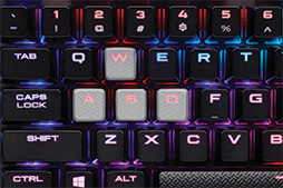 ���������꡼ No.006�Υ���ͥ������ / Corsair�Υե�å����åץ����ܡ��ɡ�K95 RGB PLATINUM�פ����ܸ������3��25����ȯ�䡣���ʤ�3��3000������