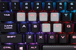 ���������꡼ No.007�Υ���ͥ������ / Corsair�Υե�å����åץ����ܡ��ɡ�K95 RGB PLATINUM�פ����ܸ������3��25����ȯ�䡣���ʤ�3��3000������