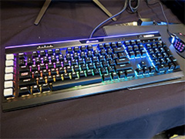 Corsairのフラッグシップキーボード「K95 RGB PLATINUM」日本語配列
