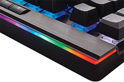 画像ギャラリー No.004のサムネイル画像 / Corsair GamingのCherry赤軸搭載10キーレスキーボード「K63」が発売に。ハイエンドキーボード「K95 RGB PLATINUM」の茶軸モデルも登場