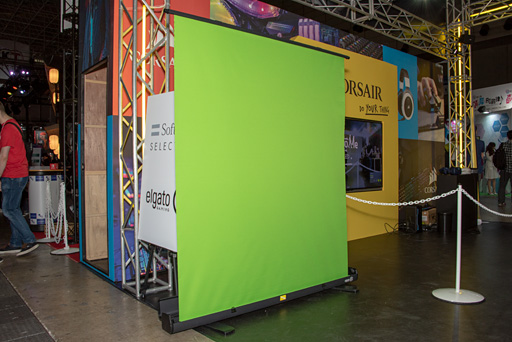 Tgs 18 Corsairのクロマキー合成用緑シートが配信用にかなり便利そう