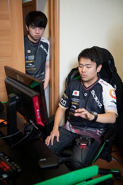 画像ギャラリー No.007のサムネイル画像 / 【PR】「Elgato Gaming」のゲーム実況製品の魅力を,プロチーム「SCARZ」に聞く。連載第1回は低遅延のキャプチャデバイス「HD60 S」