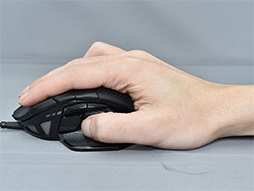 画像ギャラリー No.030のサムネイル画像 / 【PR】10ボタン搭載のCorsair製マウス「NIGHTSWORD RGB」レビュー。ジャンルを選ばず使える多ボタンマウスの実力を検証する