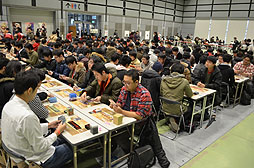 画像ギャラリー No.009のサムネイル画像 / 2013年2月から3月にかけて公式全国大会「覇業への道」も開催。「三国志大戦 TCG」の対戦イベント「TCGの宴in東京」レポート