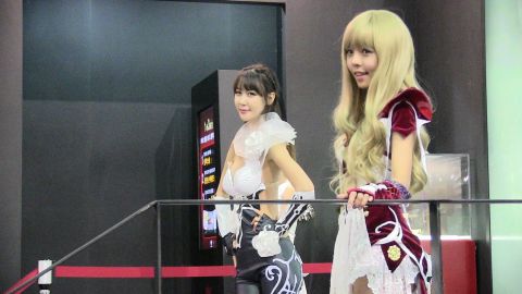 ���������꡼ No.007�Υ���ͥ������ / ��G-Star 2011�ϥ����������ӥ塼�Υϥå�������å����MMORPG��MU 2�פΥץ쥤�ࡼ�ӡ���Ǻ�