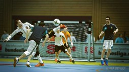 ꡼ No.008 | PRޤѤäFIFA ȥ꡼ȡפPS VitaǡFIFA ɥ饹åפ֤ʤȯ䡣ξȥ̥Ϥ⤦٤餤褦