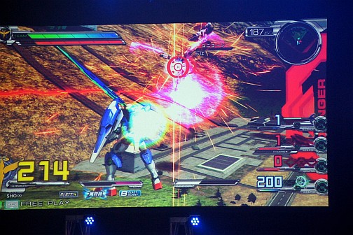 画像ギャラリー No.023のサムネイル画像 / 最強の称号は誰の手に? 新機体「カプル&コレンカプル」の姿も確認できた「機動戦士ガンダム エクストリームバーサス フルブースト」プレミアムドッグファイト2013 決勝大会レポート