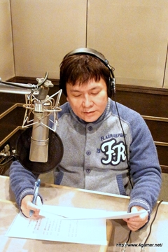 画像ギャラリー No.007のサムネイル画像 / 「サムライ&ドラゴンズ」のPVでナレーションを務めた,三ツ矢雄二さんと日髙のり子さんに単独インタビュー。“グレーゾーン”なセリフにも要注目?