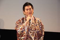 画像ギャラリー No.003のサムネイル画像 / 「サムライ&ドラゴンズ」の「ファンミーティング2013冬」レポート。「閃乱カグラ SHINOVI VERSUS」「SOUL SACRIFICE」とのコラボが発表に