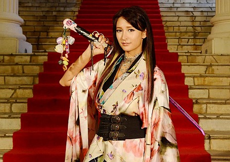 画像ギャラリー No.003のサムネイル画像 / 「サムライ&ドラゴンズ」,リア・ディゾンさんが歌う主題歌のMVが公開に