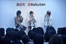 画像ギャラリー No.005のサムネイル画像 / 収録での裏話も披露? 豊永利行さん,細谷佳正さん,木村良平さんが登場した「カスタムドライブ」のトークイベントをレポート