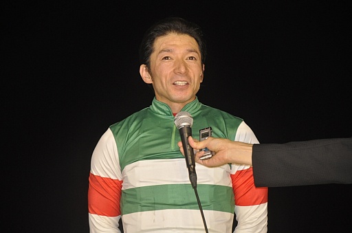 画像ギャラリー No.018のサムネイル画像 / 植田佳奈さんの予想が見事的中! 「ガンスリンガー ストラトス」と東京シティ競馬のコラボイベントをレポート