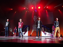 画像ギャラリー No.071のサムネイル画像 / 「ガンスリンガー ストラトス」大規模イベント「ストラトスフェスティバル!」をレポート。大会にトークにライブ,そして「2」の最新情報に2000人が沸いた